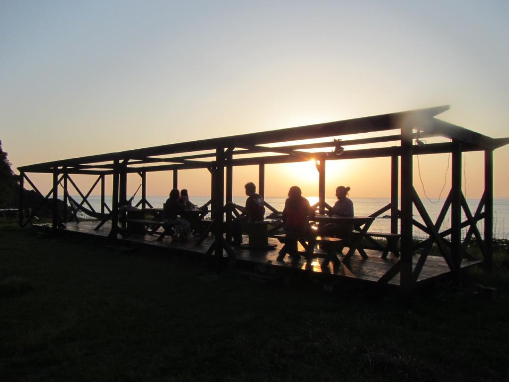 הוסטל Amakusa West Coast Backpackers Fu-Raibou מראה חיצוני תמונה