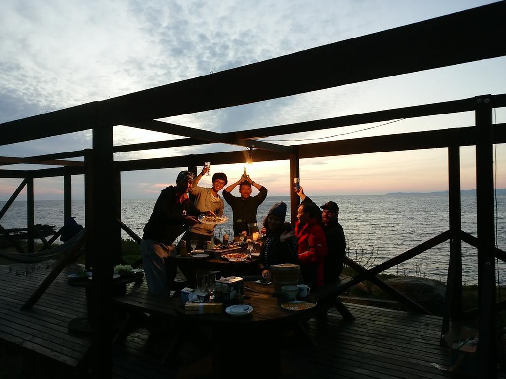 הוסטל Amakusa West Coast Backpackers Fu-Raibou מראה חיצוני תמונה